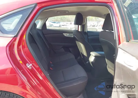 2024 Kia Forte Lxs из США, поврежденный, VIN 3KPF24AD0RE747857